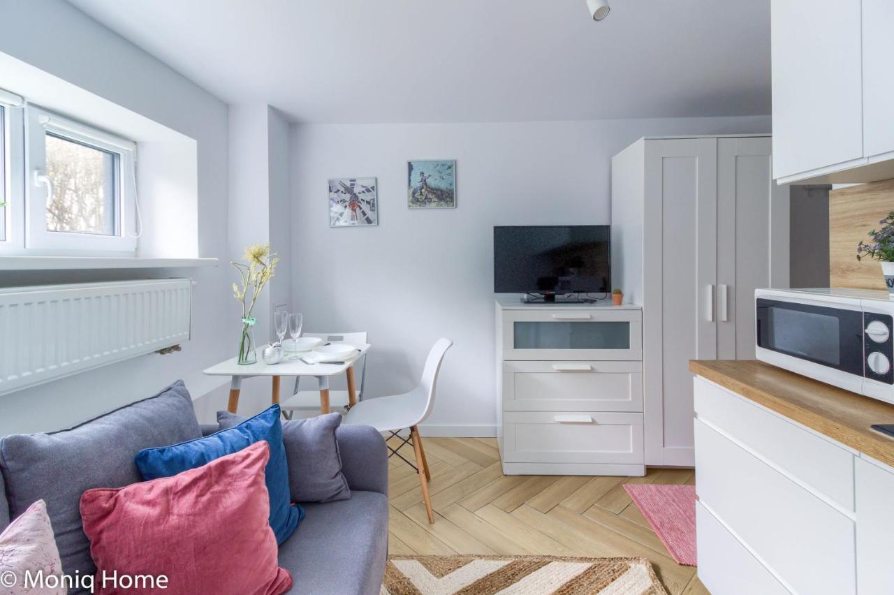 M&R Apartament Smart&Bright Batorego 16, Netflix, Free Wifi, Metro I Park Pole Mokotowskie, Stodola, Self Check-In, 5 Minut Od Centrum 华沙 外观 照片