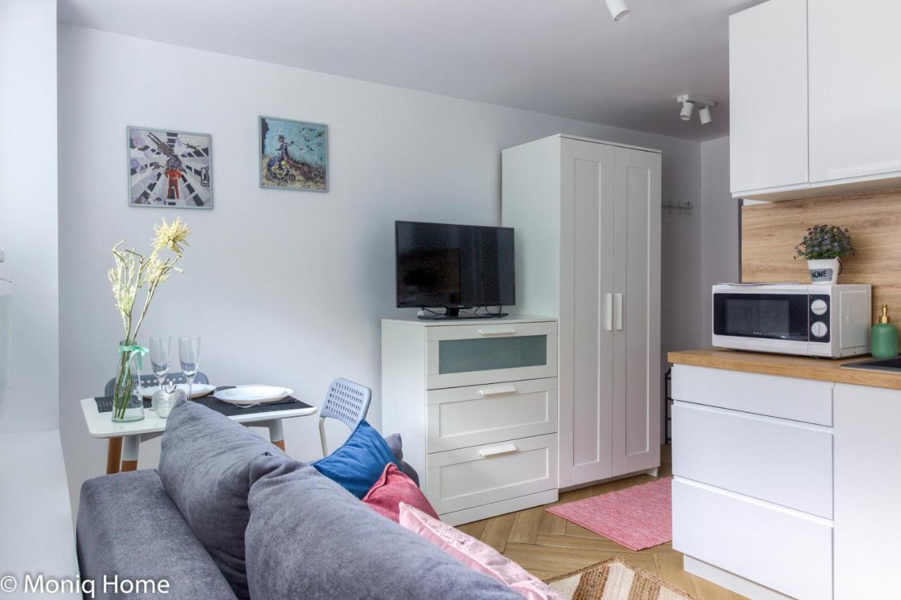 M&R Apartament Smart&Bright Batorego 16, Netflix, Free Wifi, Metro I Park Pole Mokotowskie, Stodola, Self Check-In, 5 Minut Od Centrum 华沙 外观 照片
